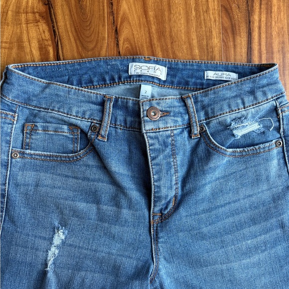 Sofia Jeans Women's Aura High Rise
Kick Bootcut Jeans - Picture 4 of 8